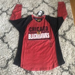 Women’s Chicago Blackhawks Long Sleeve Shi…